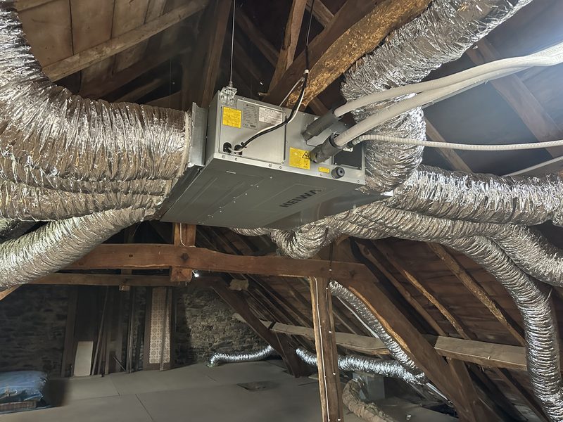 Unité extérieure façade pierre